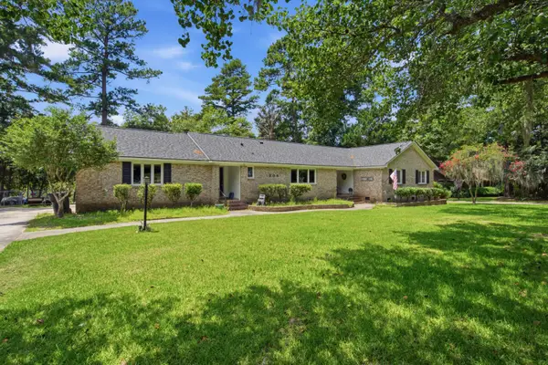 208 Shaftesbury Lane, Summerville, SC 29485
