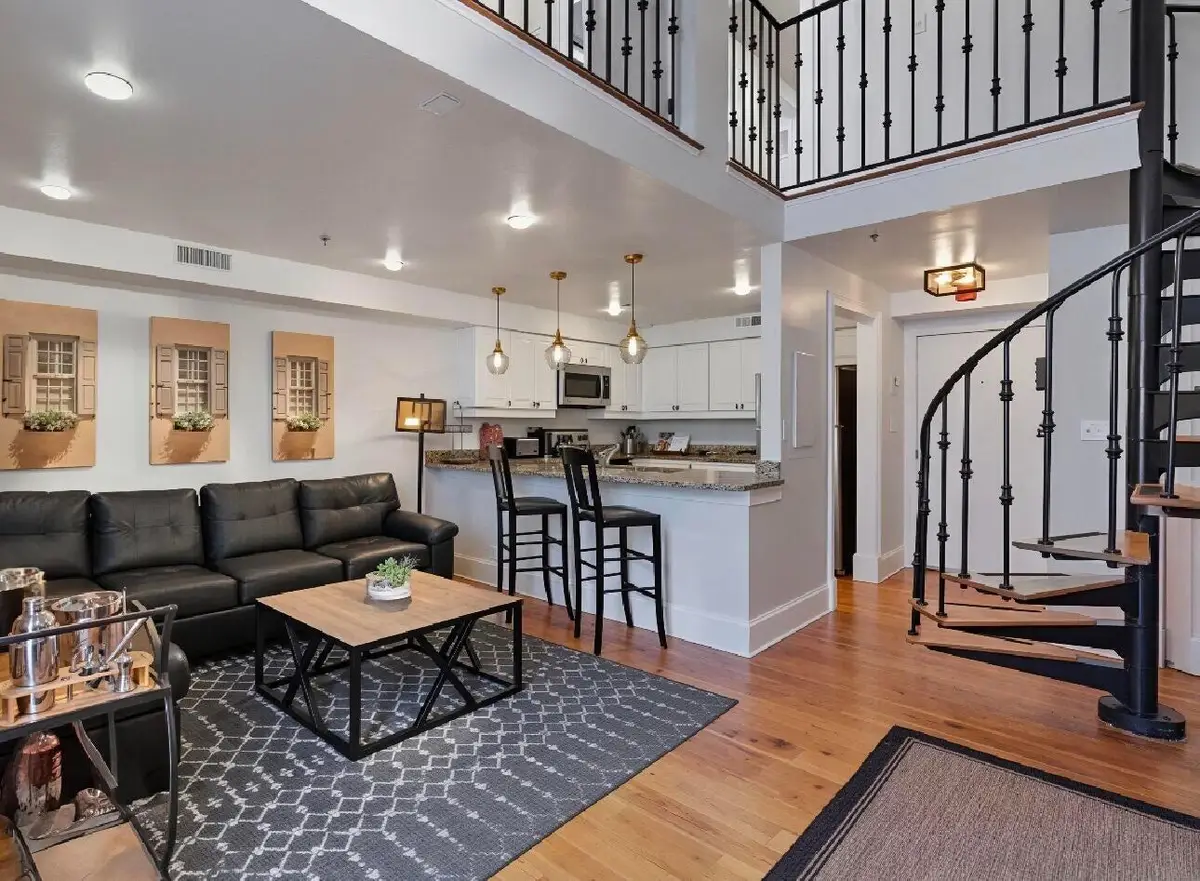 377 King Street #Unit 203, Charleston, SC 29401 - #1