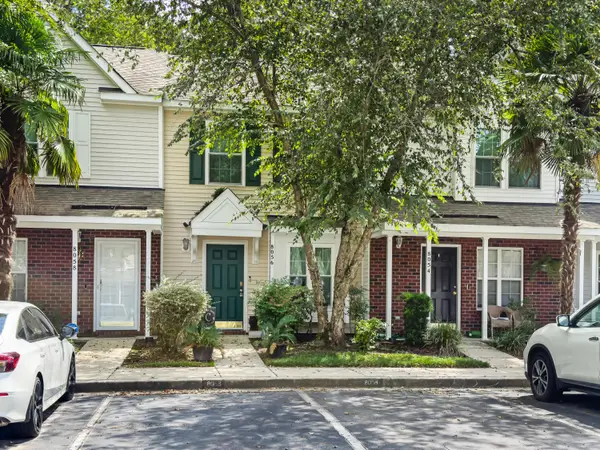 8056 Shadow Oak Drive, North Charleston, SC 29406