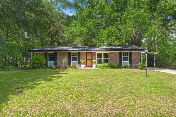 1047 Honeysuckle Lane, Charleston, SC 29412