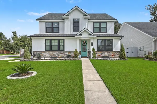 201 Whirlaway Drive, Moncks Corner, SC 29461