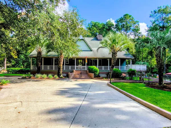 219 Ridge Lake Drive, Summerville, SC 29483
