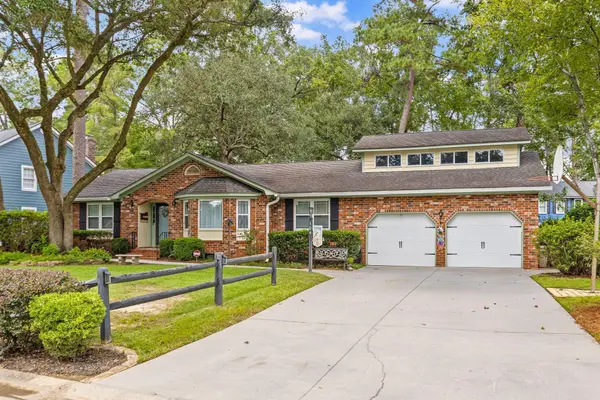 104 Sweetbriar Road, Summerville, SC 29485