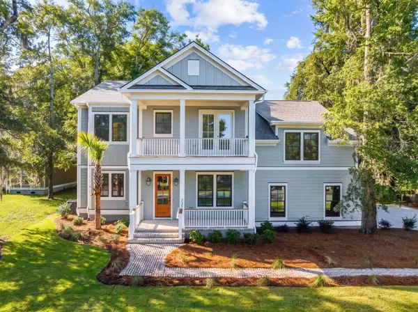 335 4th Avenue, Mount Pleasant, SC 29464