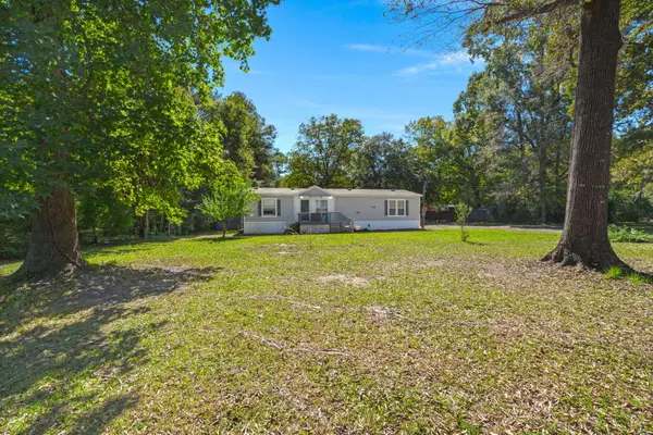 209 Twin Lake Drive, Summerville, SC 29483