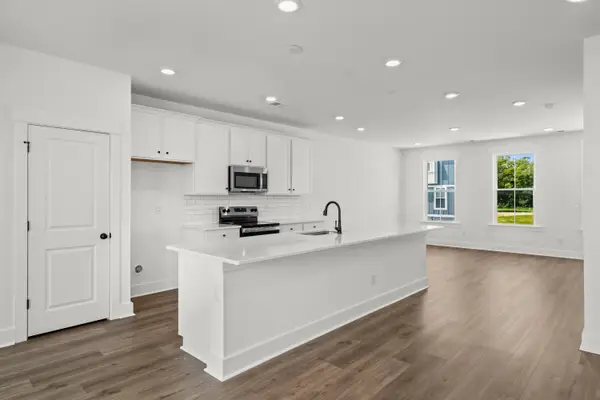 4079 Saint Johns Avenue, North Charleston, SC 29405