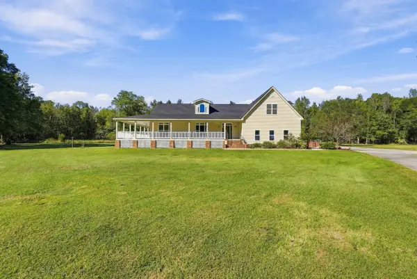 210 Knotty Oak Drive, Saint George, SC 29477