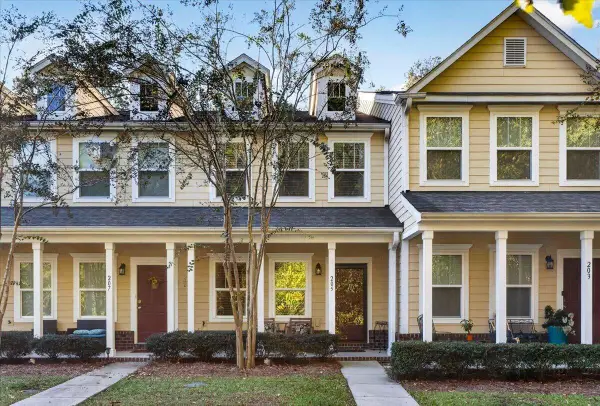 205 Bennett Lane, Summerville, SC 29483