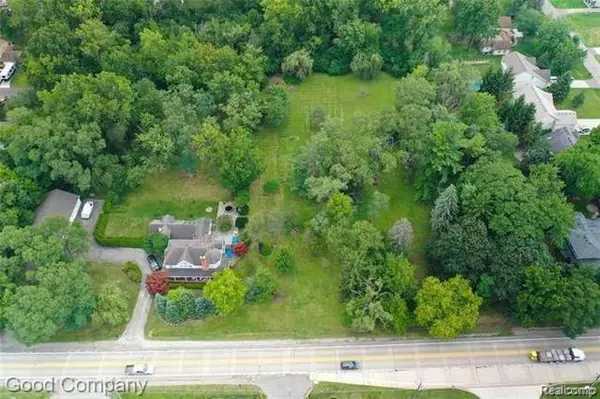 34037 W 9 Mile Road, Farmington, MI 48335