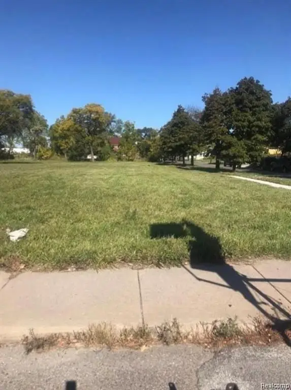 2140 W WARREN AVE, Detroit, MI 48208