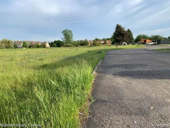 43300 HAYES, ClintonTownship, MI 48038