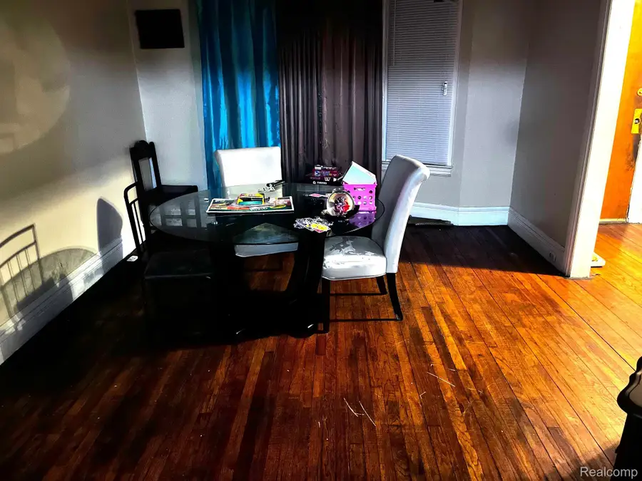 1497 HARDING ST, Detroit, MI 48214 - Image #3