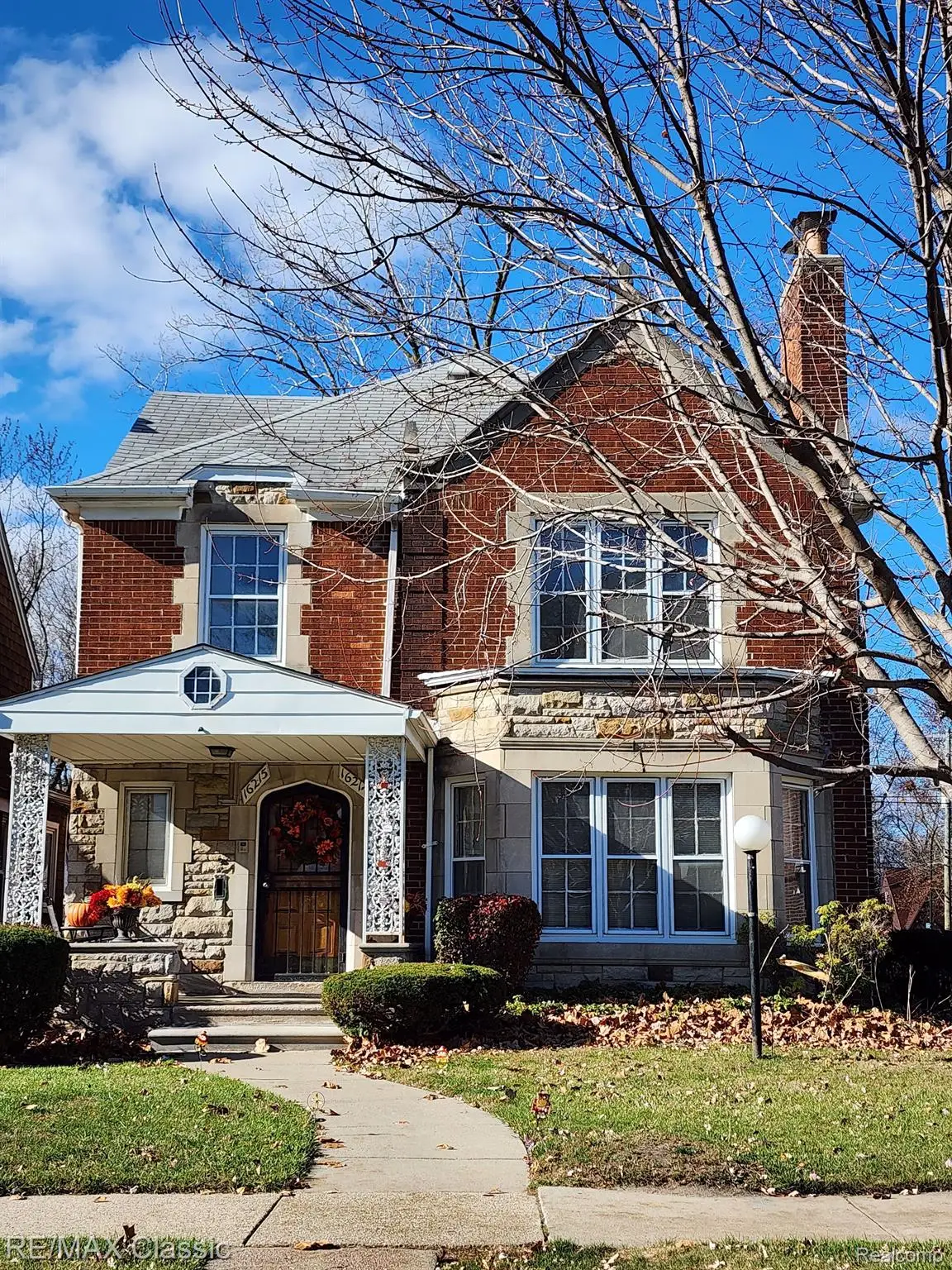 16215 and 16217 Greenview AVE, Detroit, MI 48219 - Image #1