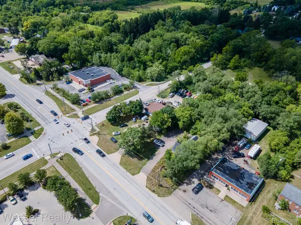 67091 VAN DYKE RD, Washington, MI 48095