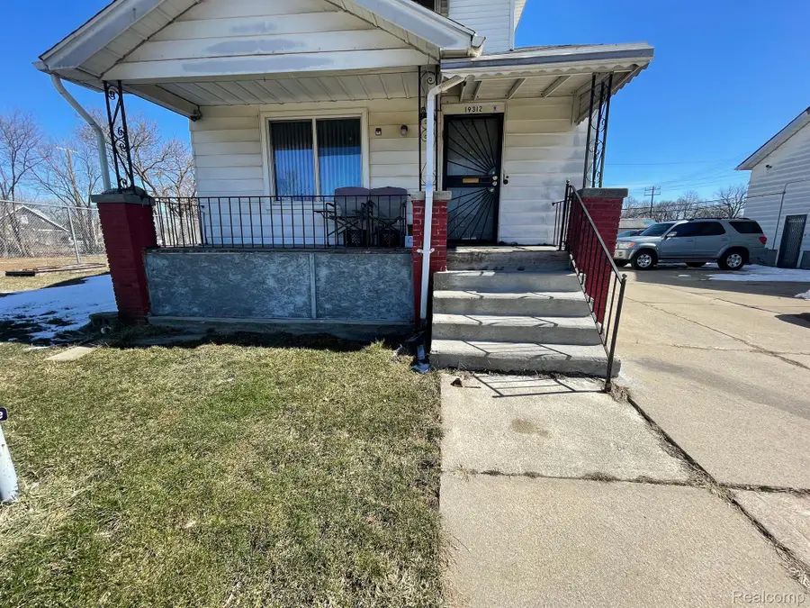 19312 DANBURY ST, Detroit, MI 48203 - Image #3