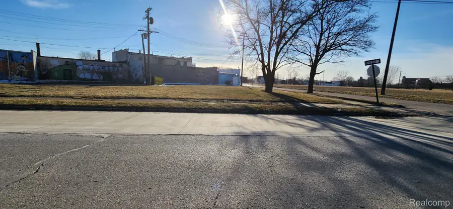 4261 ROSA PARKS BLVD, Detroit, MI 48208 - Image #2