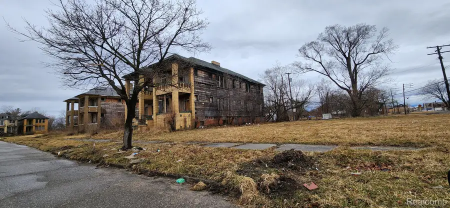 3740 ROCHESTER ST, Detroit, MI 48206 - #3