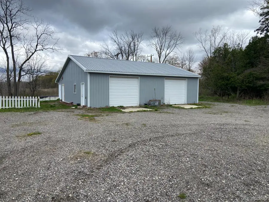 944 GARFIELD RD, Fostoria, MI 48435 - Image #2