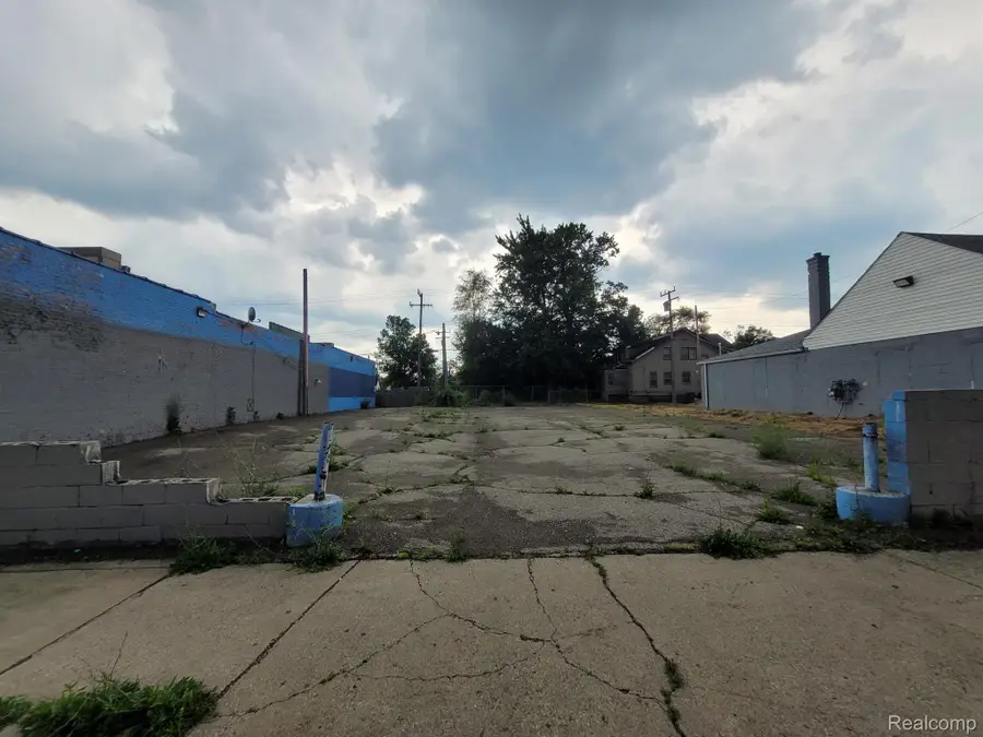 7147 PURITAN ST, Detroit, MI 48238 - Image #2