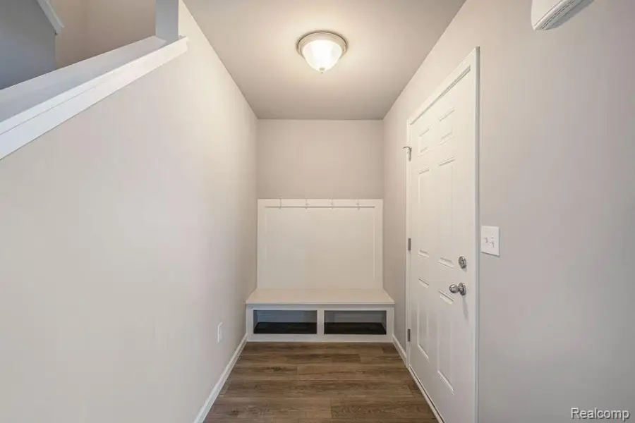 1135 LANCASTER ST, Lapeer, MI 48446 - Image #2