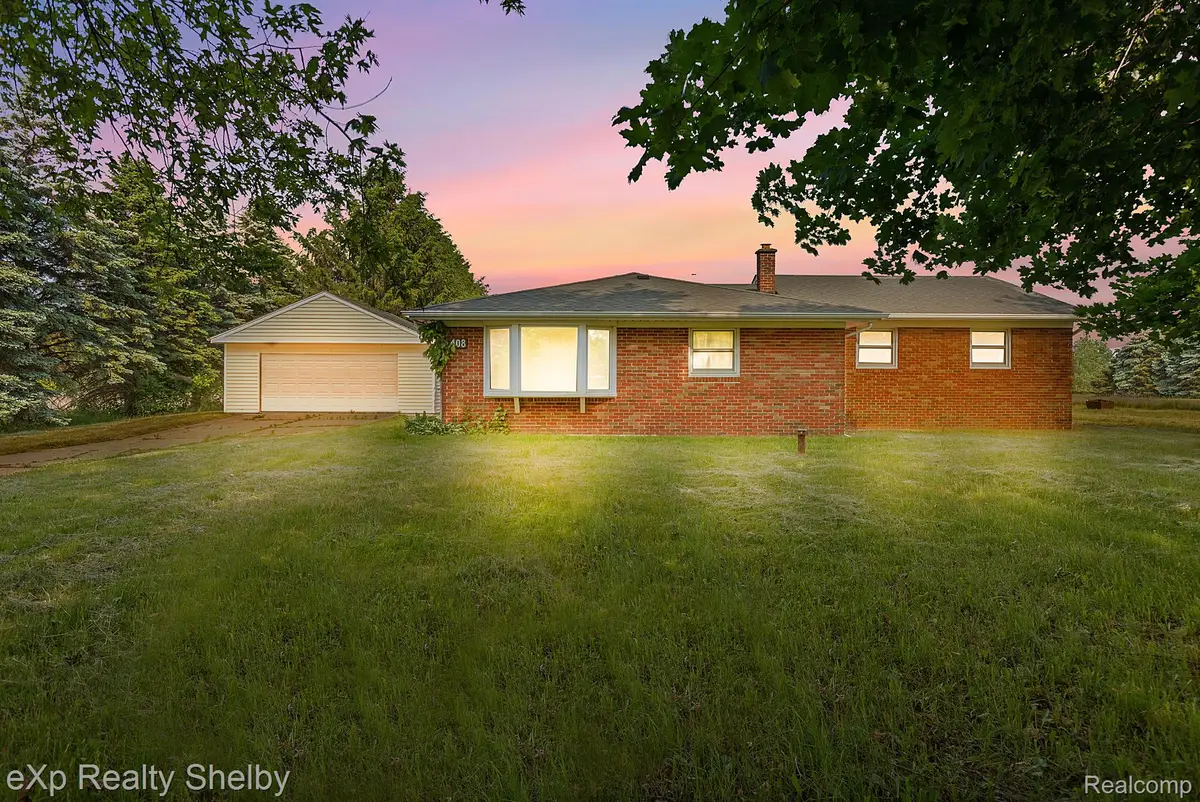 408 HOWELL RD, Allenton, MI 48002 - Image #1