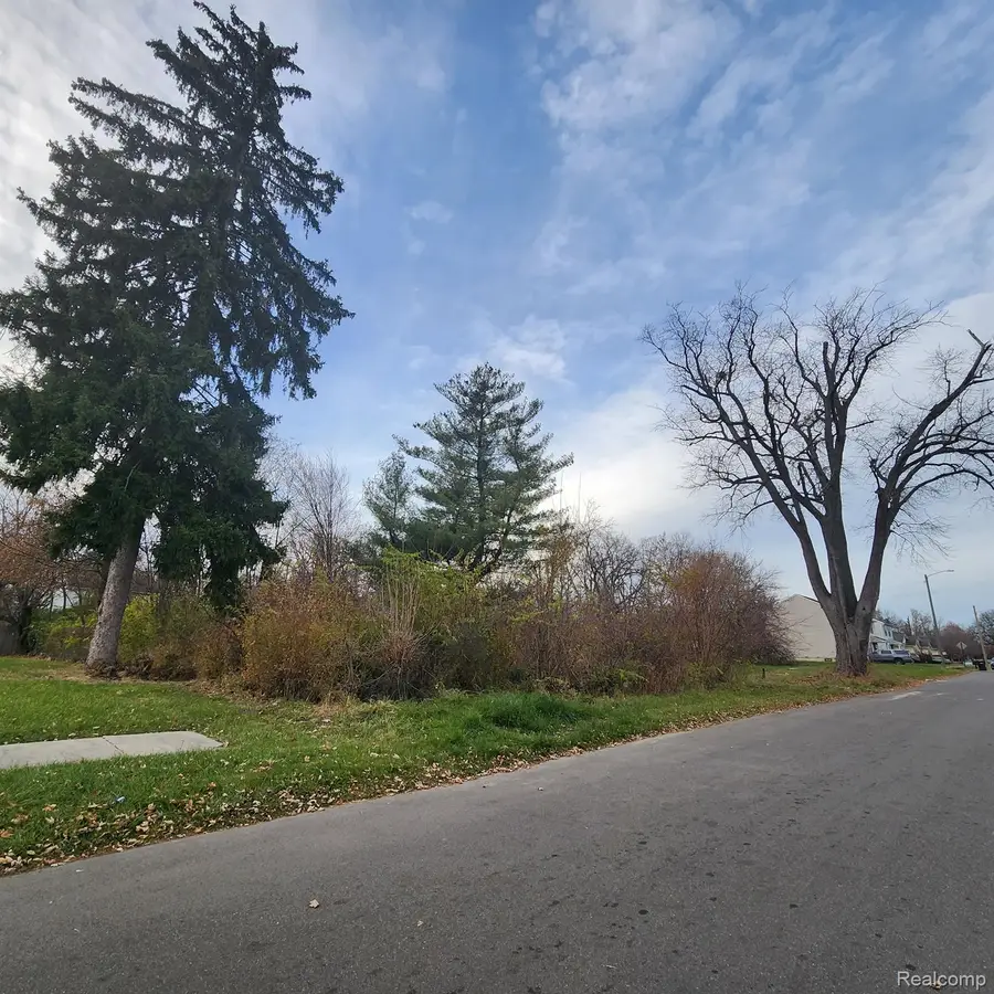 19719 VAUGHAN ST, Detroit, MI 48219 - Image #2