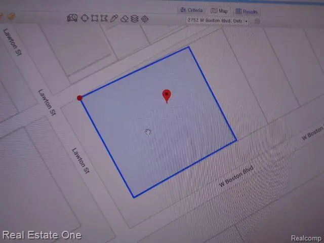 2752 W BOSTON BLVD, Detroit, MI 48206 - Image #2