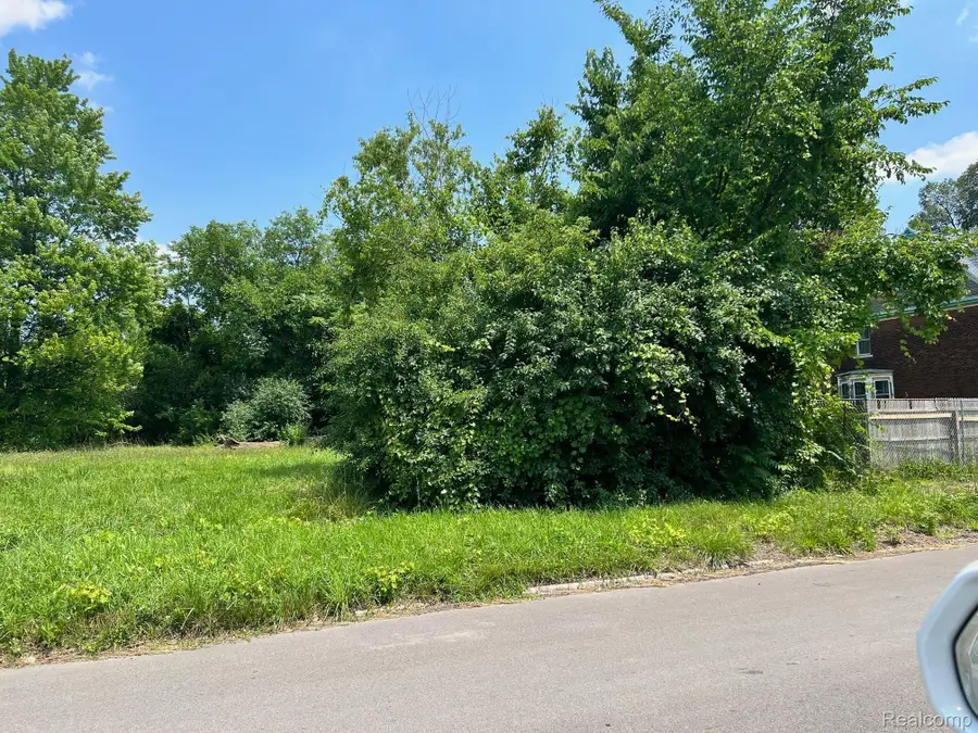 5286 STANTON ST, Detroit, MI 48208 - Image #2