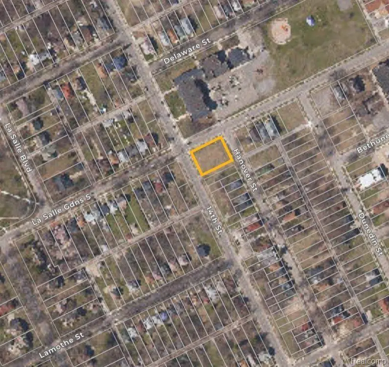 2105 S LA SALLE, Detroit, MI 48206 - Image #2