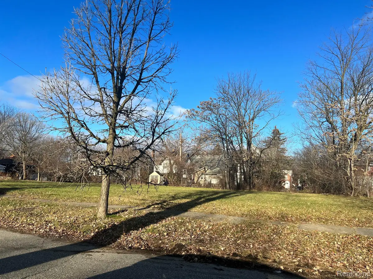 323 KING ST, Detroit, MI 48202 - #1