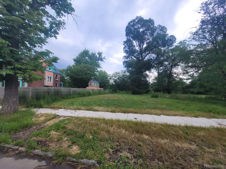 5202 STANTON ST, Detroit, MI 48208 - Image #3