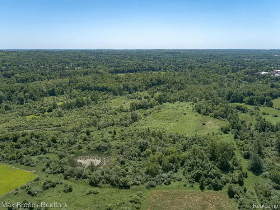 000 Ortonville  RD, Holly Township, MI 48442 - Image #3