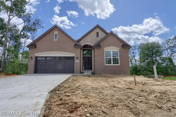 7841 Trailside Court, WestBloomfield, MI 48323