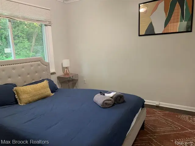 10431 Corning Street, Oak Park, MI 48237 - Image #3