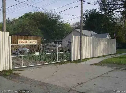 5845 BEECH DALY RD, Taylor, MI 48180 - Image #1