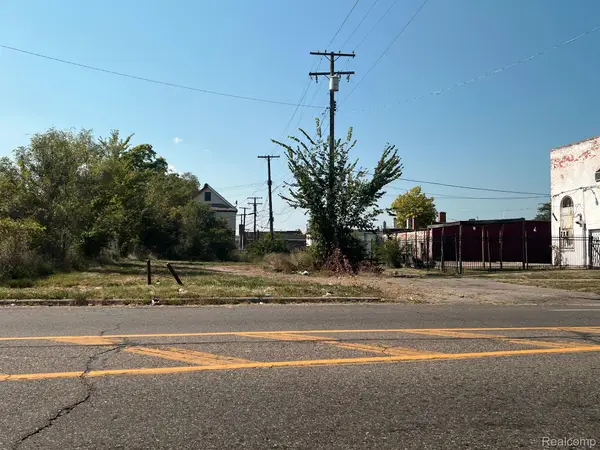 15321 DEXTER AVE, Detroit, MI 48238