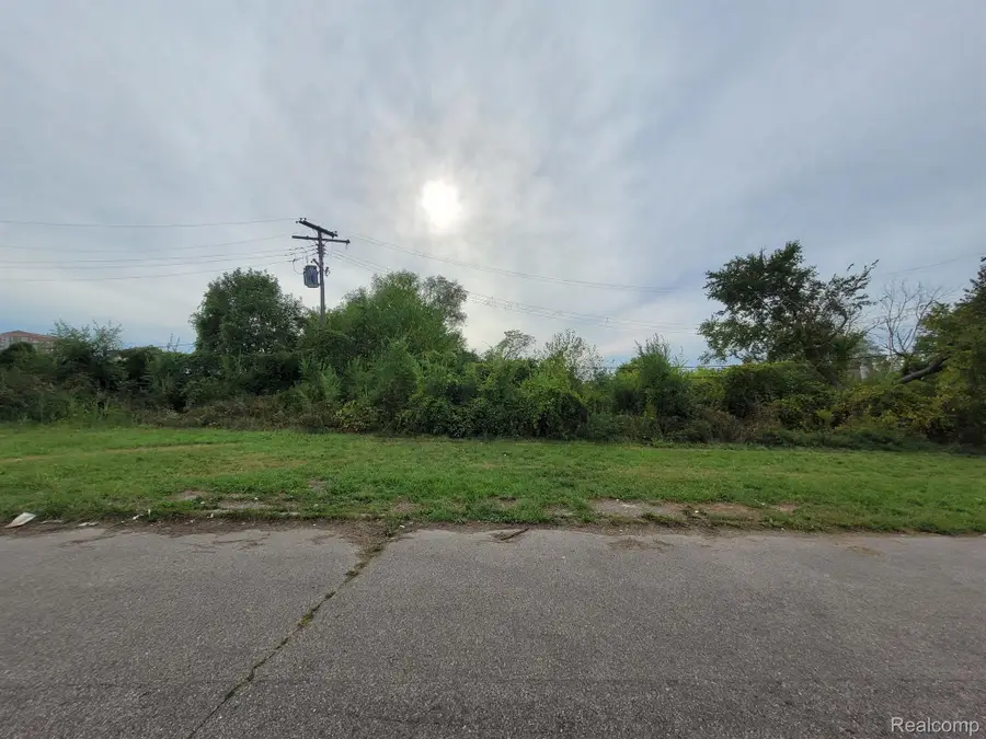 471 JEFFERSON, Detroit, MI 48207 - Image #2