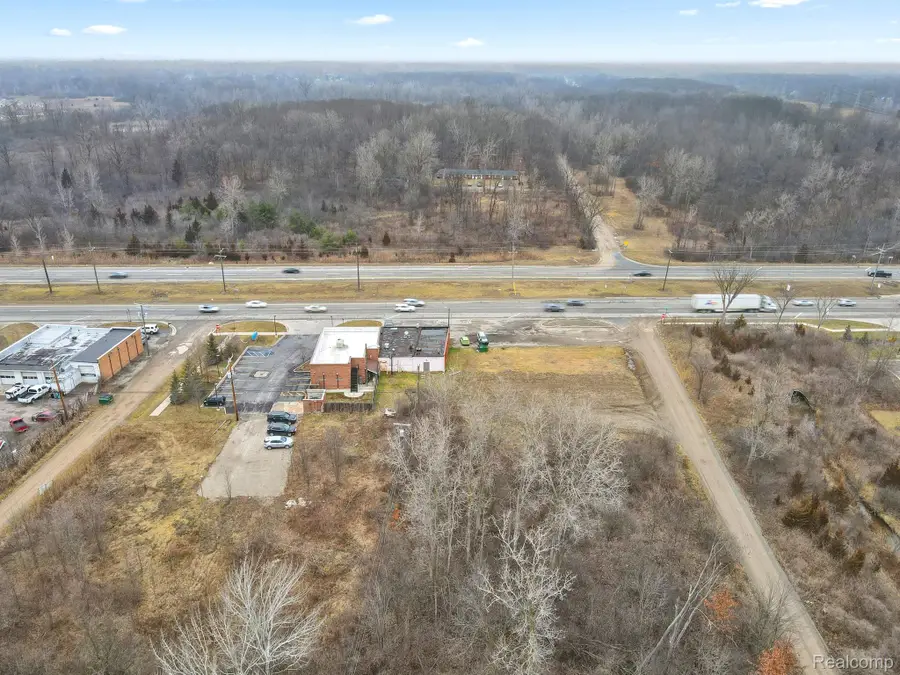 43415 MICHIGAN AVE, Canton, MI 48188 - Image #2