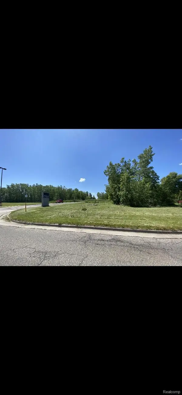 VACANT Howard ST, PortHuron, MI 48060