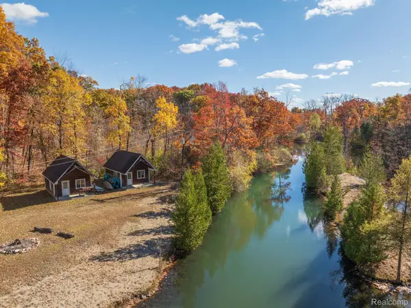 7490 Andersonville Road, Clarkston, MI 48346