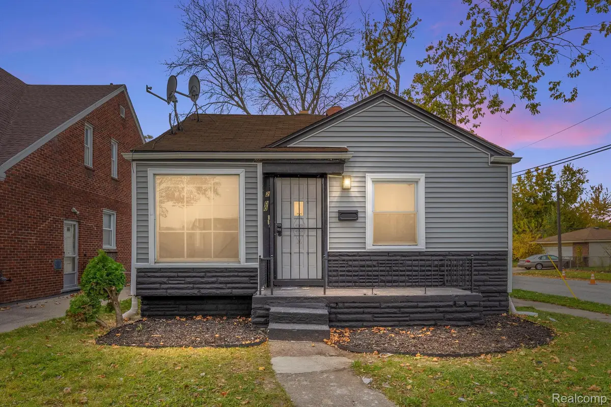 2400 S ANNABELLE ST, Detroit, MI 48217 - Image #1