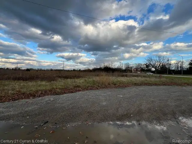 23965 GIBRALTAR RD, Flat Rock, MI 48134 - Image #2