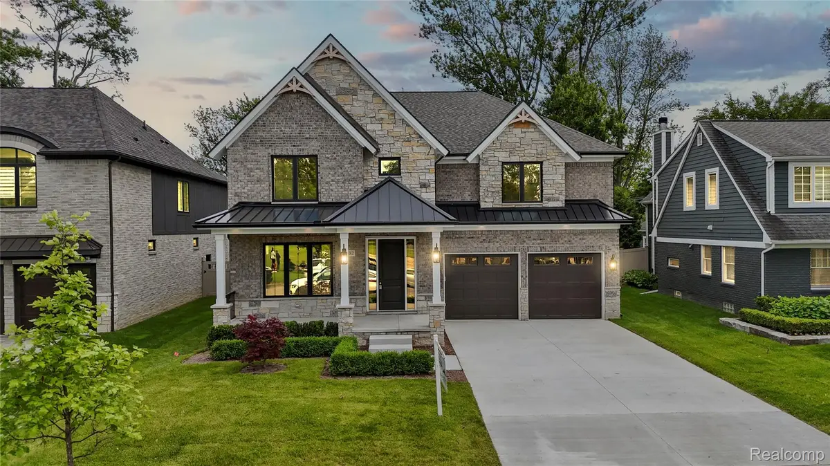 2182 Buckingham Avenue, Birmingham, MI 48009 - Image #1