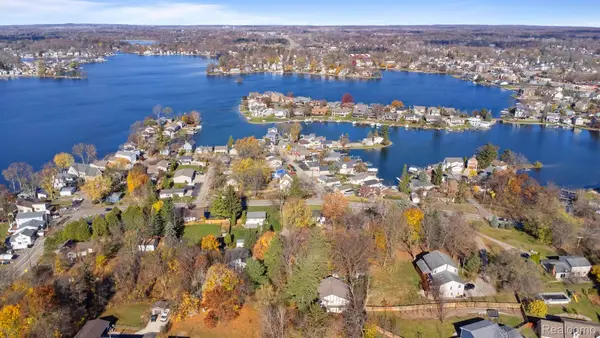 0000 Garden Dr, LakeOrion, MI 48362