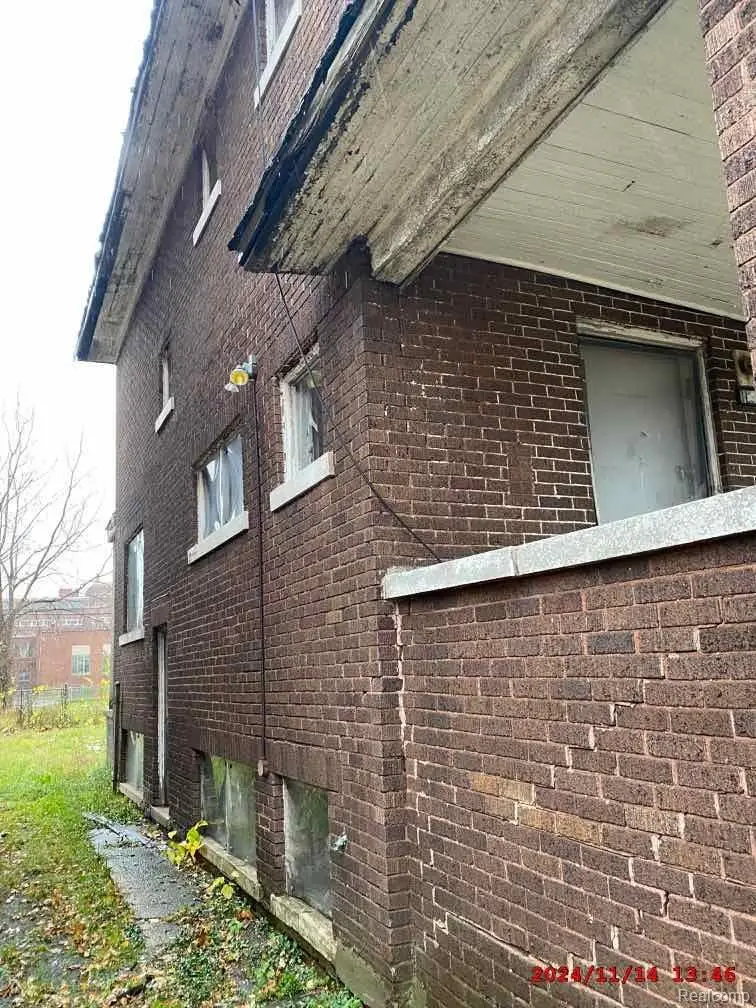 1129 ATKINSON ST, Detroit, MI 48202 - Image #3