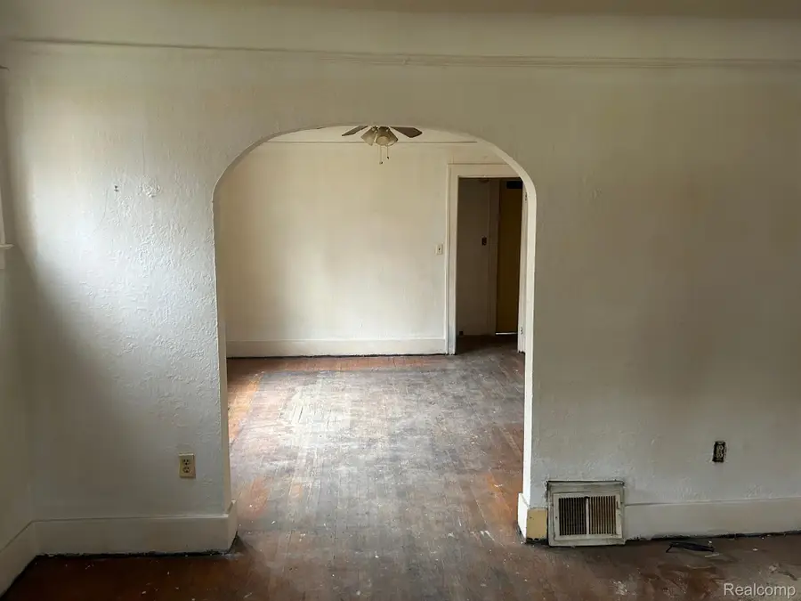 16170 STOEPEL ST, Detroit, MI 48221 - Image #2
