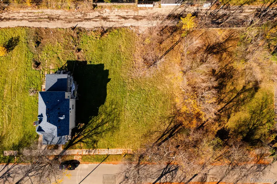 127 ROSEDALE, Detroit, MI 48202 - Image #3