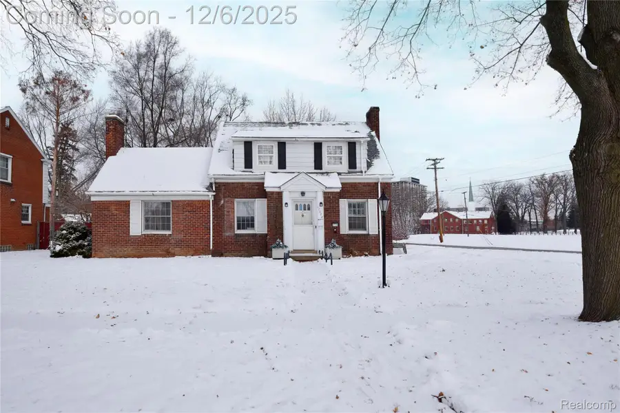 17228 DORSET AVE, Southfield, MI 48075 - Image #2