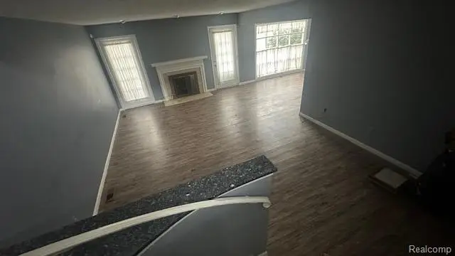 31470 HUNTERS CIRCLE DR, Farmington Hills, MI 48334 - Image #2