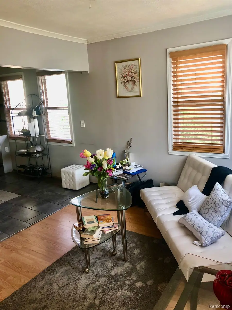 5522 ASHLEY ST, Detroit, MI 48236 - Image #2